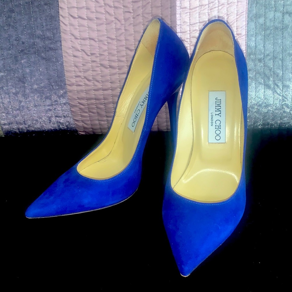 Blue Jimmy Choo Pumps (Authentic) EU 38 Best fit for sizes 7 or 7.5 US.
